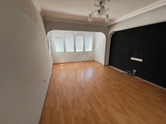 Konak, İzmir içerisinde kiralık mülk
