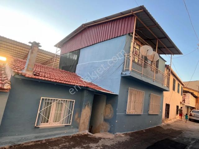 Konak, İzmir içerisinde satılık Villa