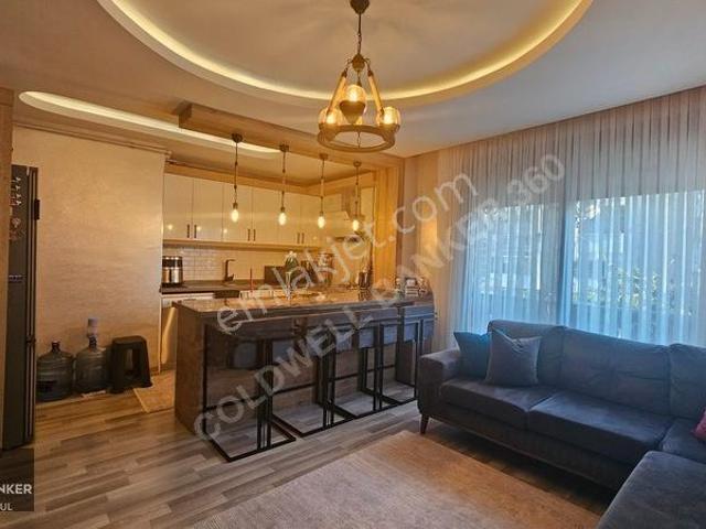İzmir, Konak içerisinde satılık mülk