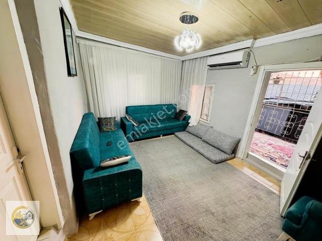 Konak, İzmir içerisinde satılık Villa