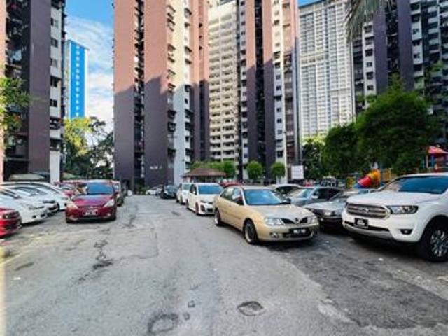 Apartment for sale in Country Heights Damansara, Kuala Lumpur