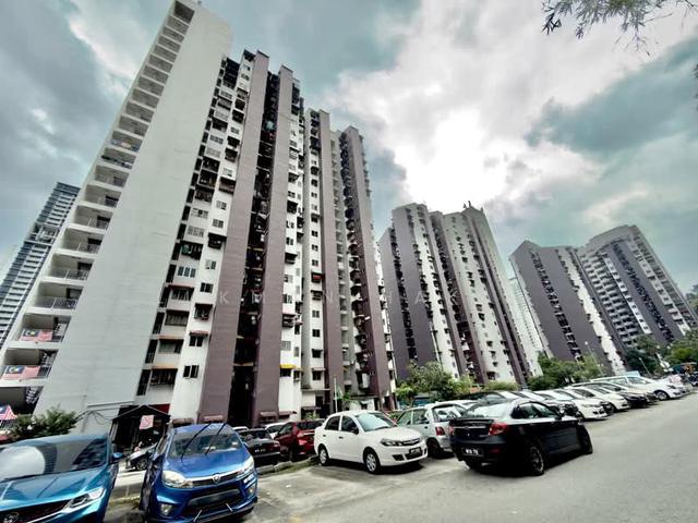 Apartment for sale in Country Heights Damansara, Kuala Lumpur