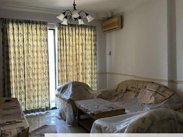 Condominium for sale in Malaka