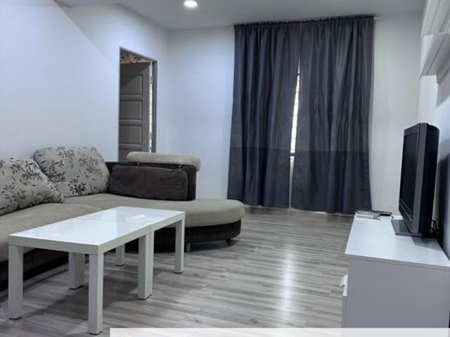 Condominium for rent in Malaka