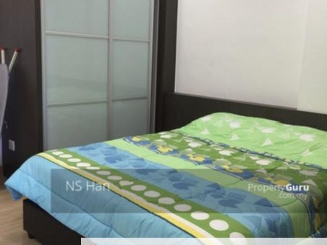 Condominium for sale in Malaka