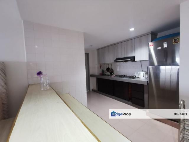 Condominium for rent in Malaka