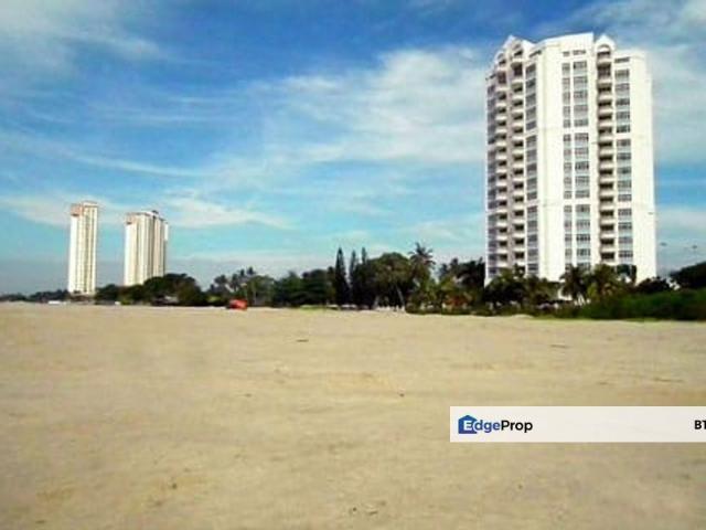 Condominium for sale in Malaka