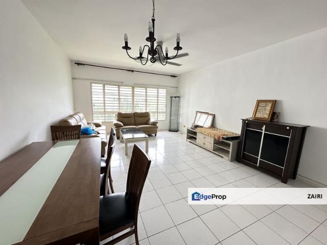 Condominium for sale in Petaling, Alam Impian