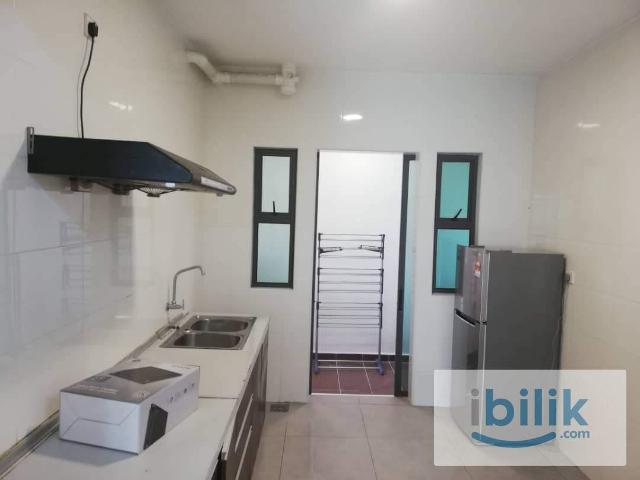 Room for rent in Petaling, Alam Impian