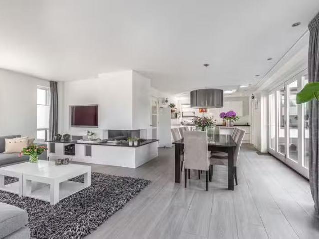 Landhuis te koop in Hoofddorp