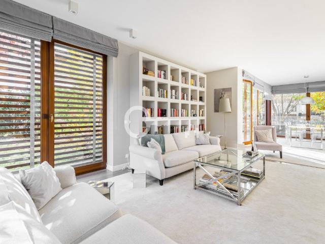 Dom na sprzedaż w Konstancin-jeziorna, Mazowieckie