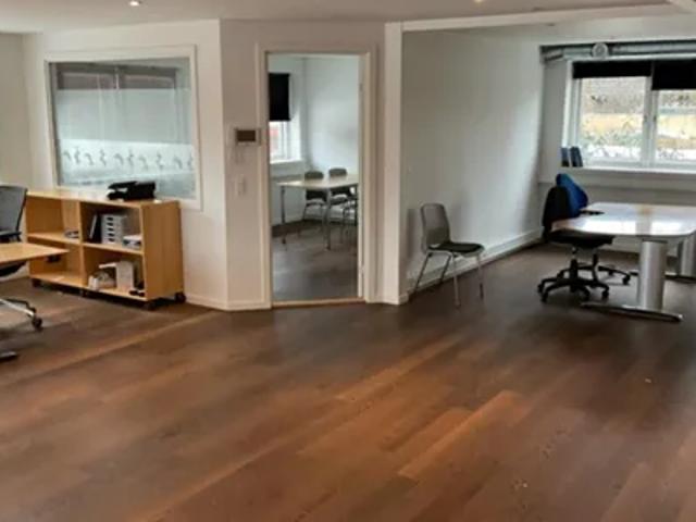 Erhvervsejendom til leje i Frederiksværk, Halsnæs Kommune