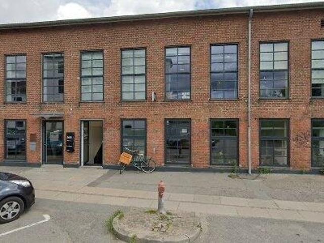 Erhvervsejendom til leje i Valby, København