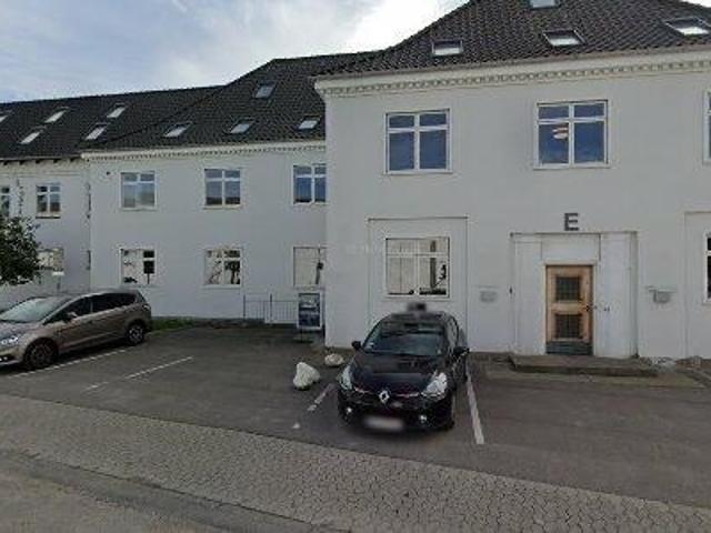 Erhvervsejendom til leje i Brøndby