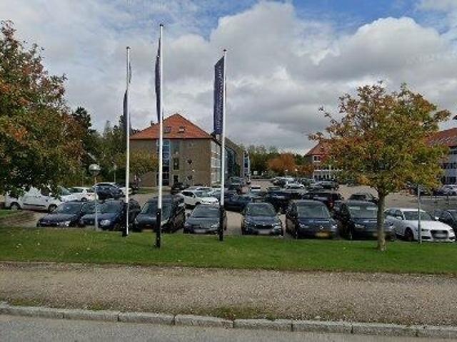 Erhvervsejendom til leje i Brøndby