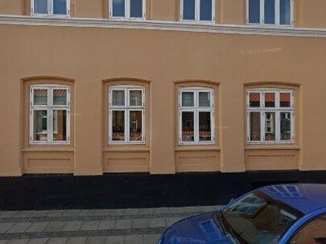 Erhvervsejendom til leje i Rønne