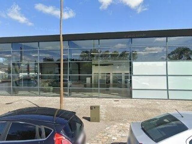 Erhvervsejendom til leje i Køge