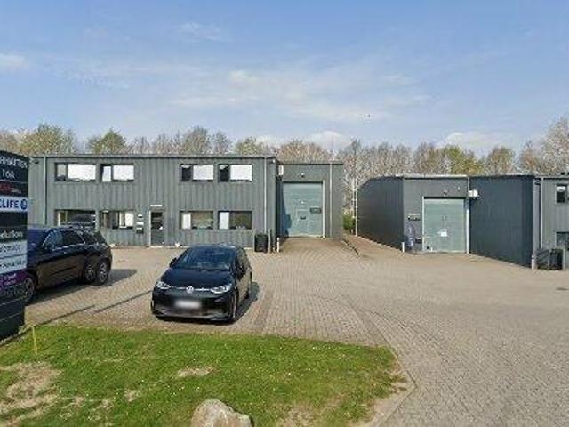 Ejendom til leje i Over Holluf, Odense