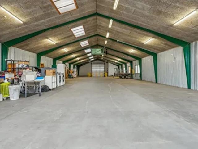 Erhvervsejendom til leje i Hadsten, Århus