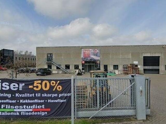 Erhvervsejendom til leje i Tilst, Århus
