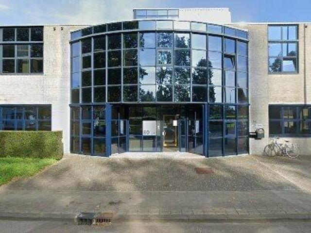 Bedrijfspand te huur in Lindenheuvel, Geleen
