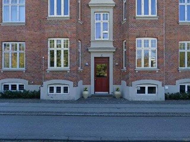 Ejendom til salg i Frederiksberg C, Brøndby