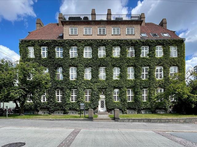 Erhvervsejendom til leje i Århus