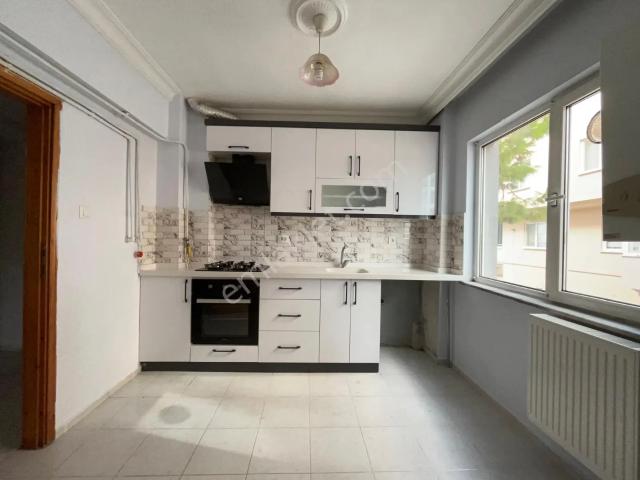 Kasaplar, Altıeylül içerisinde kiralık mülk