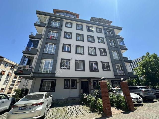 Ümraniye, İstanbul içerisinde kiralık mülk