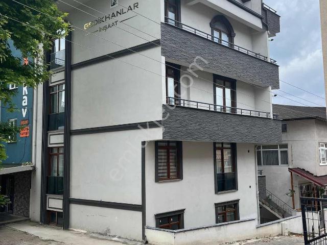 İzmit, Kocaeli içerisinde kiralık mülk