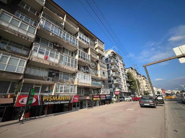 İzmit, Kocaeli içerisinde kiralık mülk