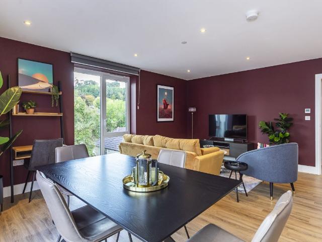 Apartment for rent in Daws Hill, Cressex
