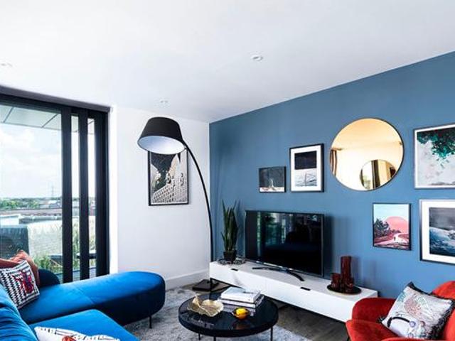 House for rent in Surrey