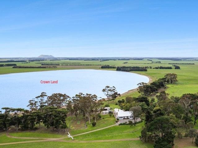 Cottage for sale in Kariah, Victoria