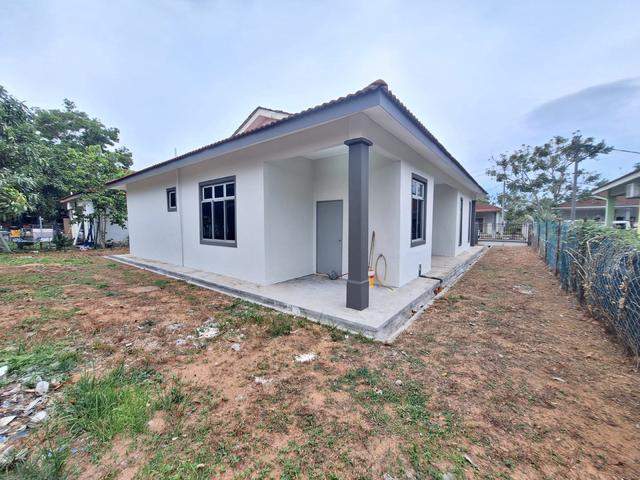 Bungalow for sale in Kluang, Johor