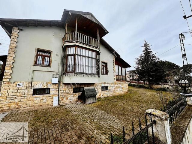 Yalova içerisinde satılık Villa
