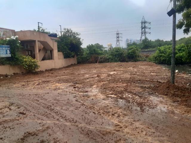 Land for sale in Ambattur, Tamil Nadu