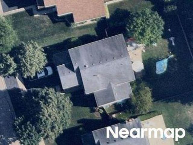 House for sale in Gurnee, Illinois