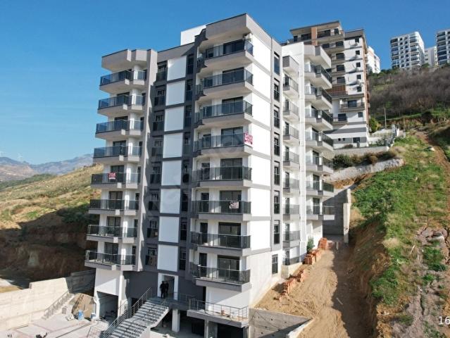 Bayrakli, İzmir içerisinde satılık mülk