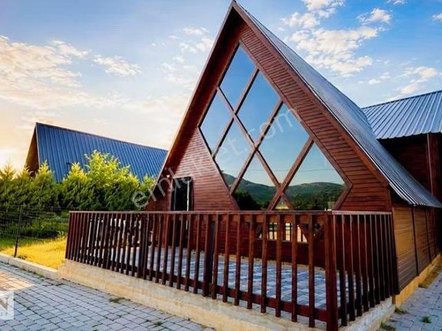 Bayat, Korkuteli içerisinde satılık Villa