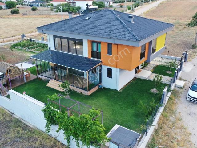 Korkuteli, Antalya içerisinde satılık Villa
