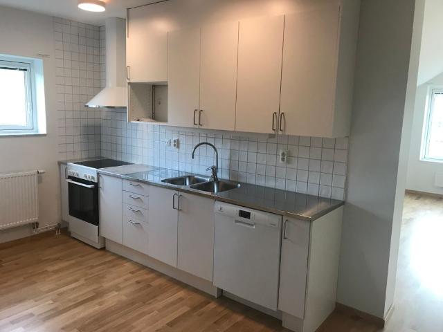 Lägenhet hyra i Hagaby, Örebro