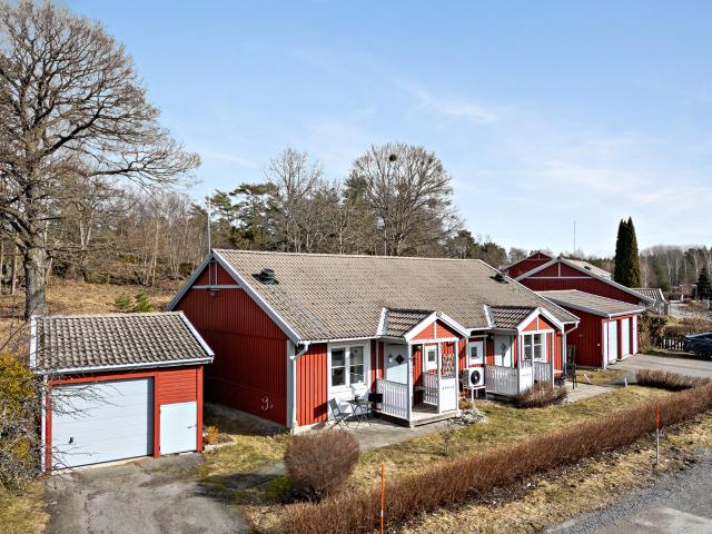 Bostad till salu i Ekerö, Stockholm