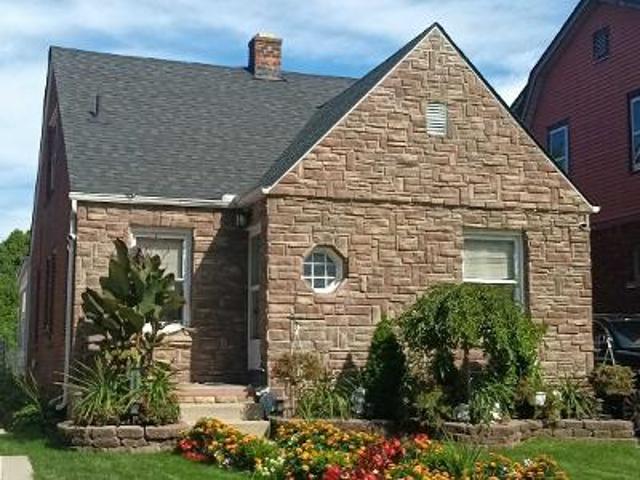 House for sale in Dearborn House for sale in Dearborn