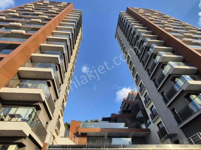 Narlidere, İzmir içerisinde kiralık mülk