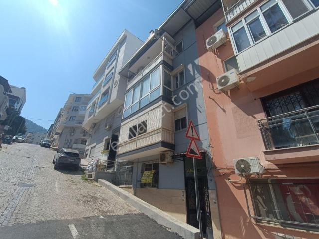 Korutürk Mahallesi, Balçova içerisinde kiralık mülk