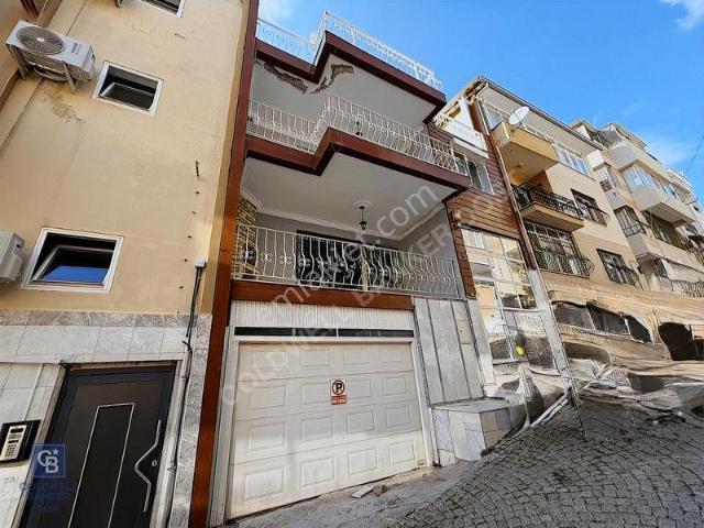 Balçova, İzmir içerisinde satılık Villa