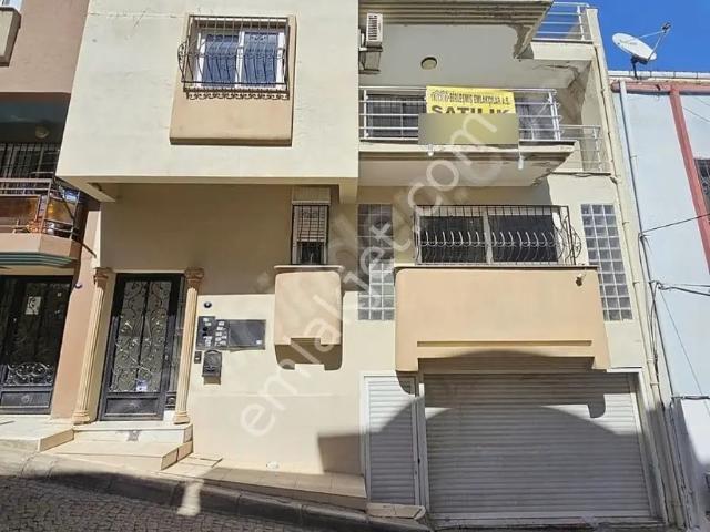 Korutürk Mahallesi, Balçova içerisinde satılık Villa