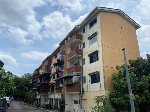Flat for sale in Kajang, Langat