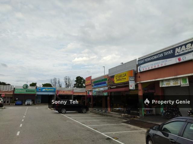 Shop for sale in Tanjong Sepat, Selangor